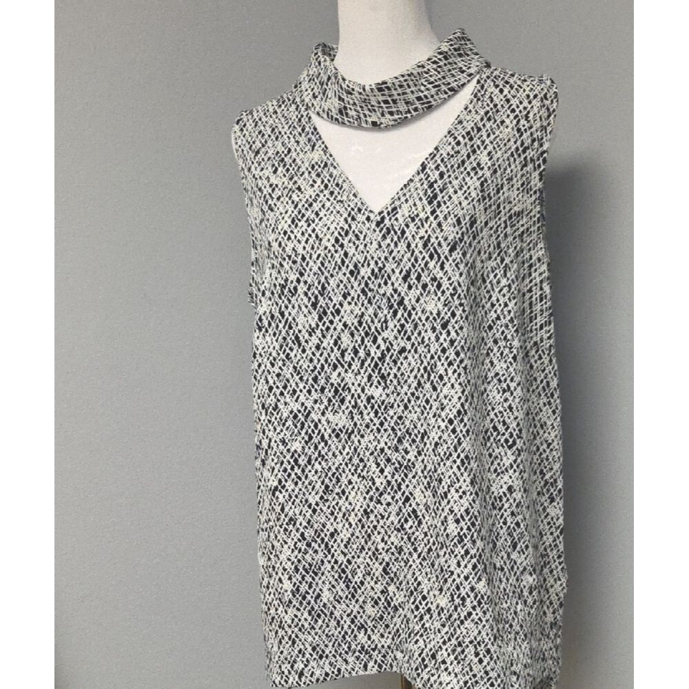 Alfani Black and White Sleeveless Cut Out Blouse